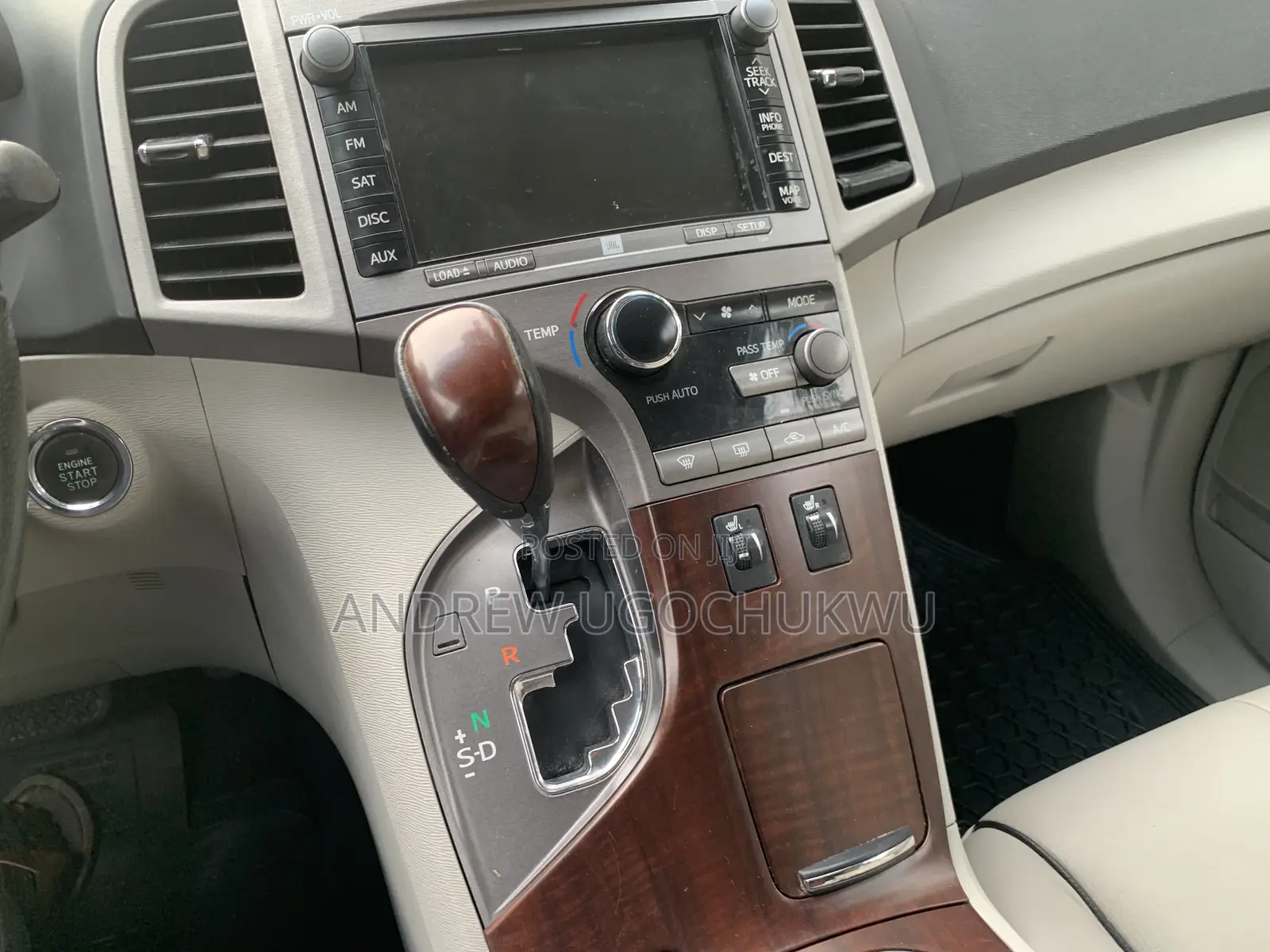 Toyota Venza 2011 White
