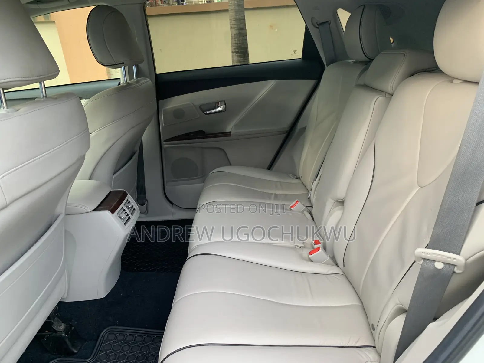 Toyota Venza 2011 White