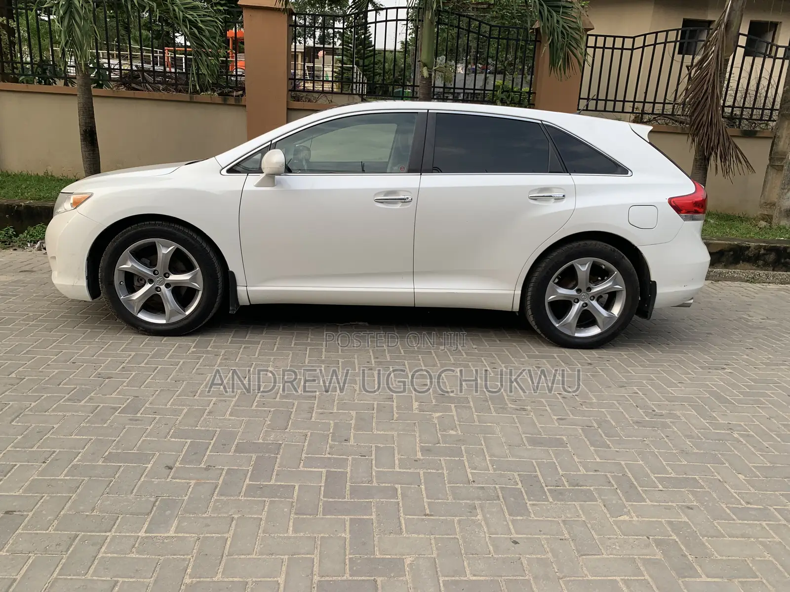 Toyota Venza 2011 White