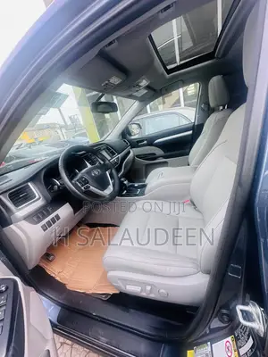 Toyota Highlander 2016 Blue