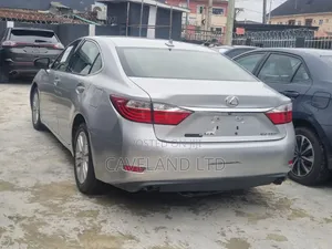 Lexus ES 2013 Silver