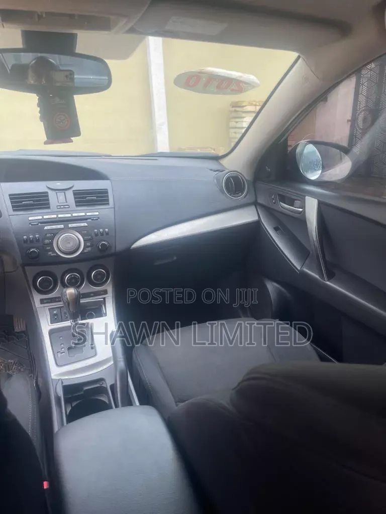 Mazda 3 2010 White
