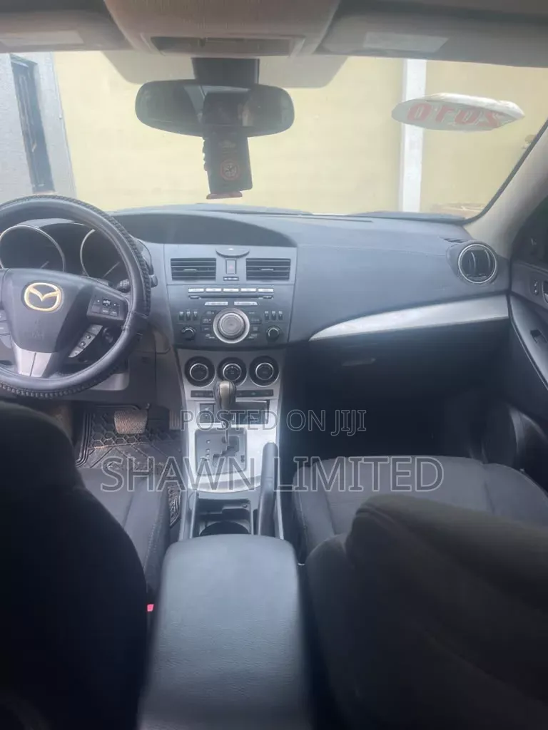 Mazda 3 2010 White