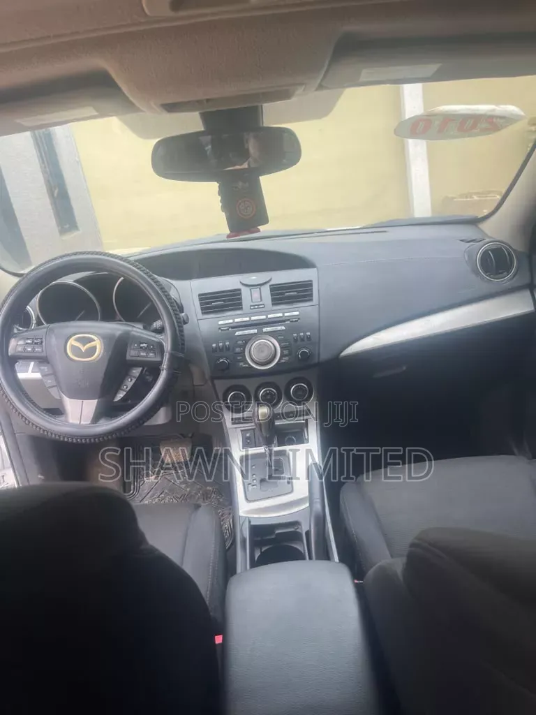 Mazda 3 2010 White