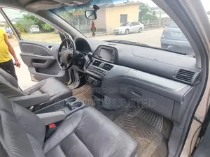 Honda Odyssey 2009 Silver