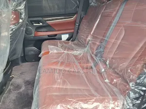 Lexus LX 570 (5 seats) AWD 2019 Black
