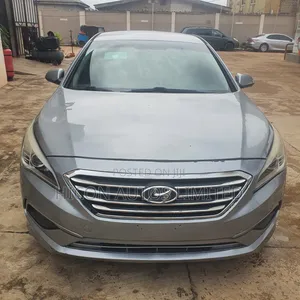 Hyundai Sonata Base Sedan FWD (2.4L 4cyl 6A) 2016 Gray