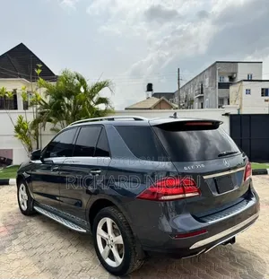 Mercedes-Benz GLE-Class 2016 Gray