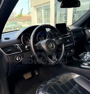 Mercedes-Benz GLE-Class 2016 Gray