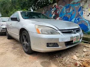 Honda Accord 2006 Silver