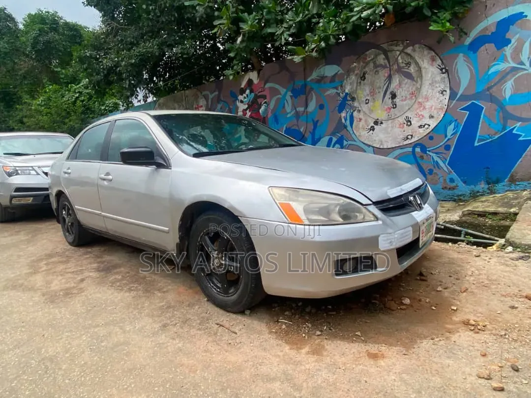 Honda Accord 2006 Silver
