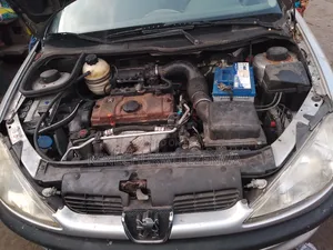 Peugeot 206 2004 Burgundy