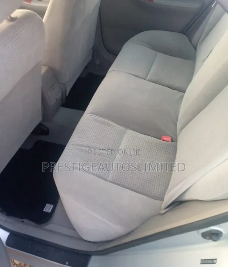 Toyota Corolla 2006 Silver