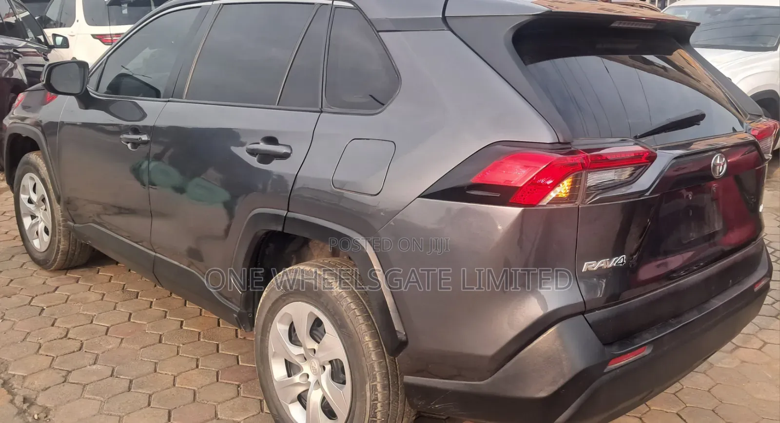 Toyota RAV4 2019 Gray