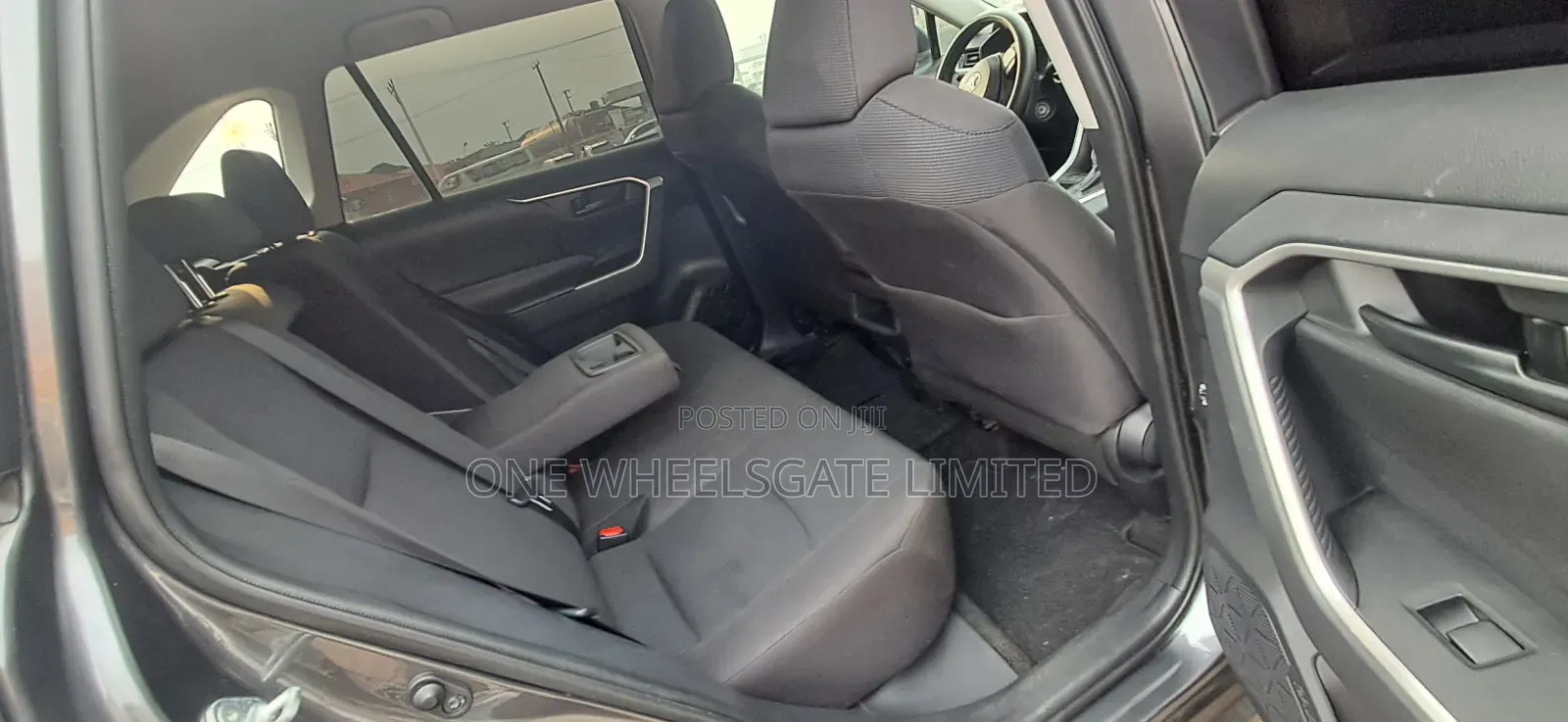 Toyota RAV4 2019 Gray