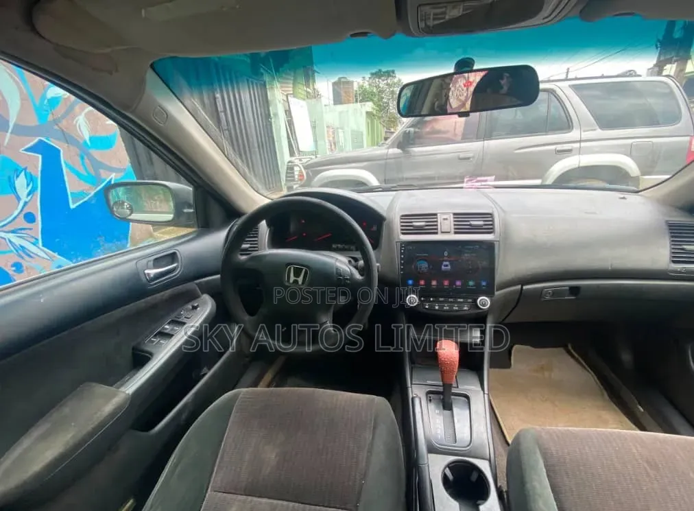 Honda Accord 2006 Silver