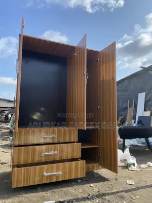 4 by 6 Wardrobe