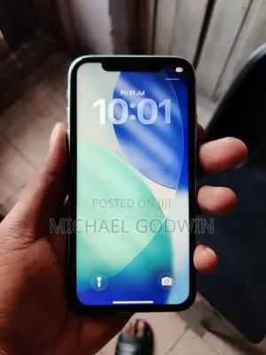 Apple iPhone 11 64 GB Green
