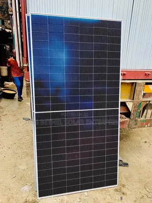 JA Solar 650w Solar Half Cut Biafcial Panels