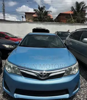 Toyota Camry 2012 Blue