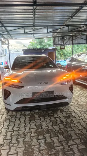 New BYD Song Pro DM-i 2025 Gray