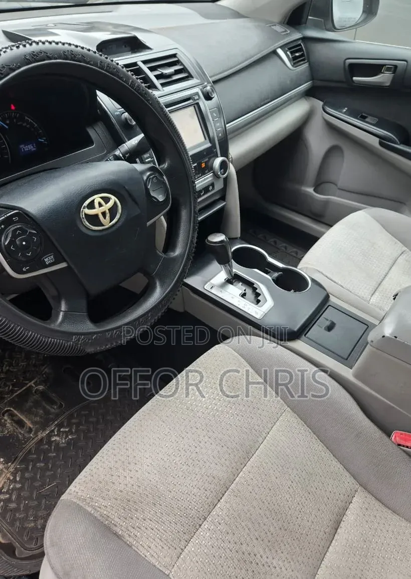 Toyota Camry 2012 Silver