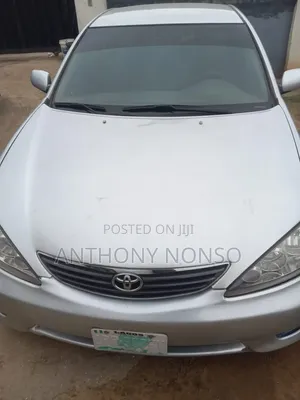 Toyota Camry 2005 Silver