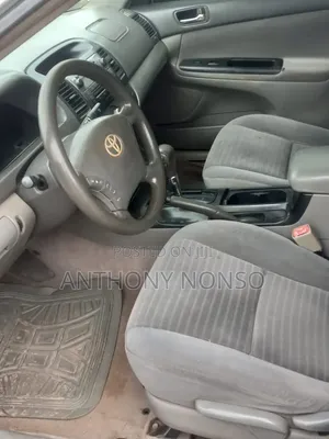 Toyota Camry 2005 Silver