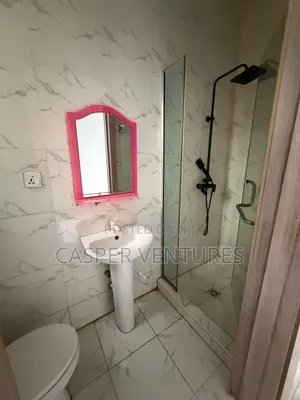 1bdrm Shared Apartment in Ocean Harbor, Lekki Phase 2 for rent