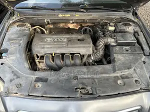 Toyota Avensis Sedan 2005 Gray