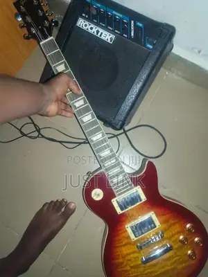 Professional Electric Guitar, With Mini Kombo Speaker