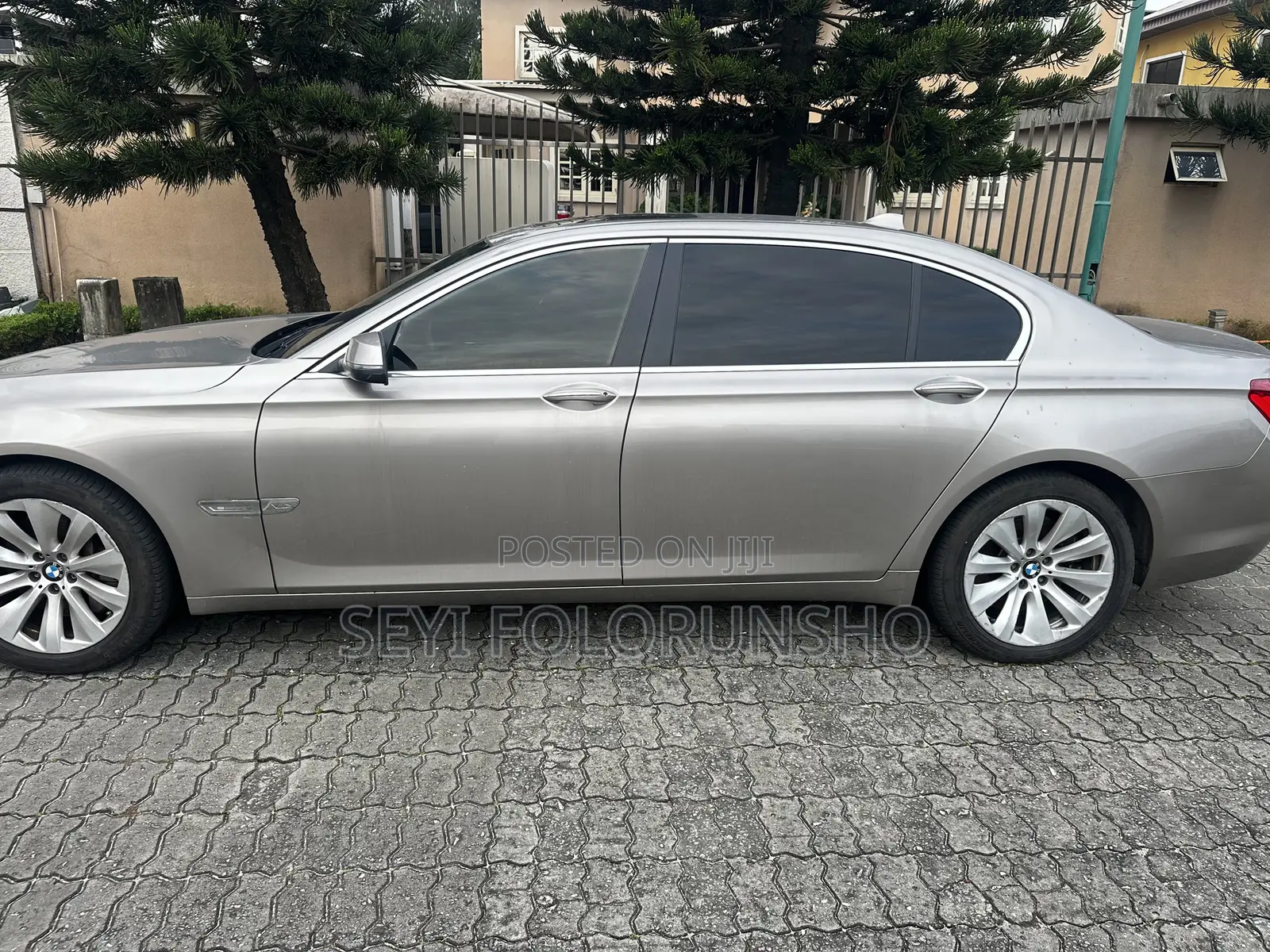BMW 760 2015 Gold