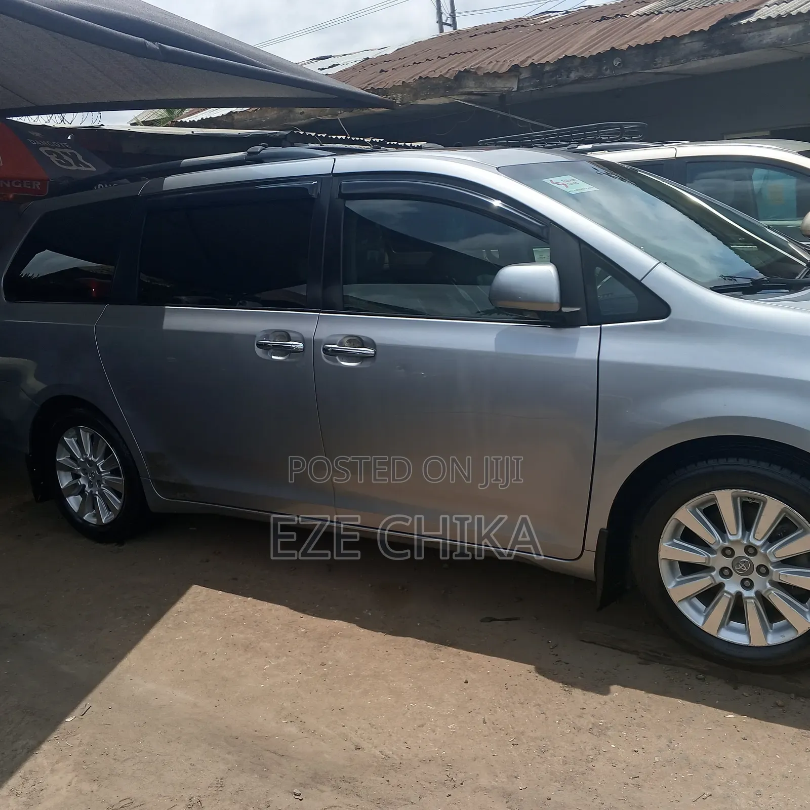 Toyota Sienna 2013 Silver