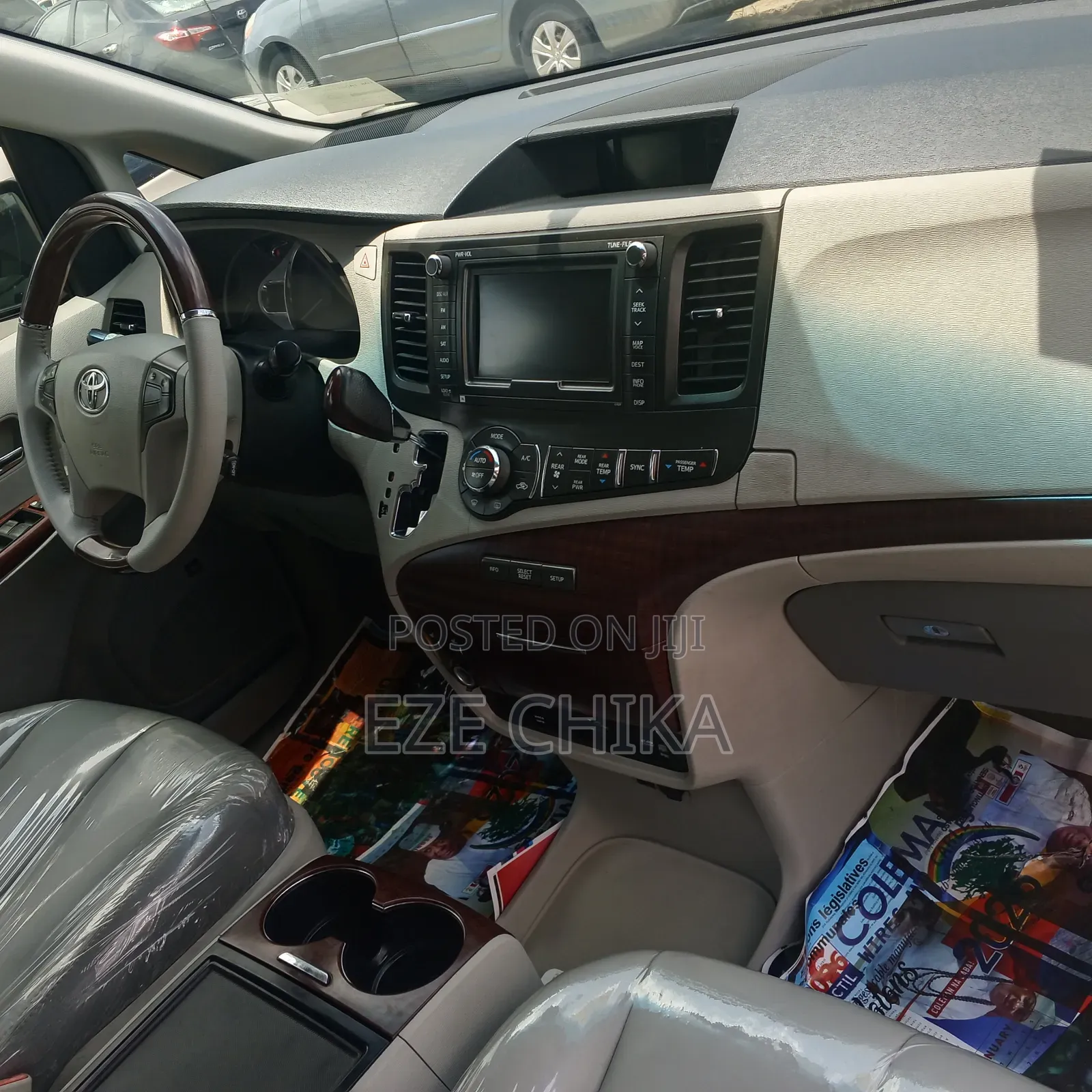 Toyota Sienna 2013 Silver