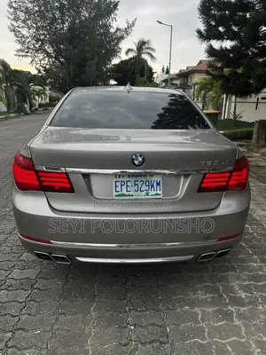 BMW 760 2015 Gold