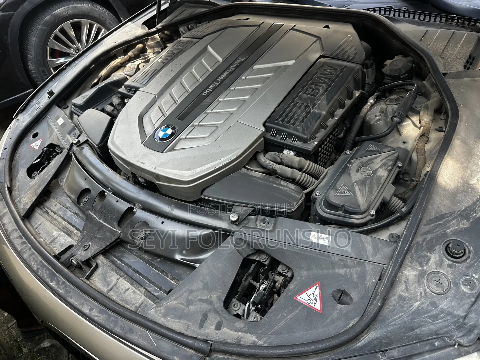 BMW 760 2015 Gold