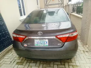 Toyota Camry 2016 Gray