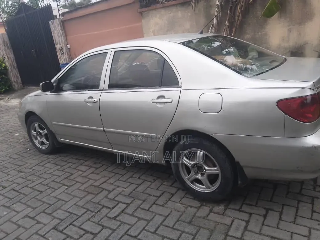 Toyota Corolla 2003 Silver