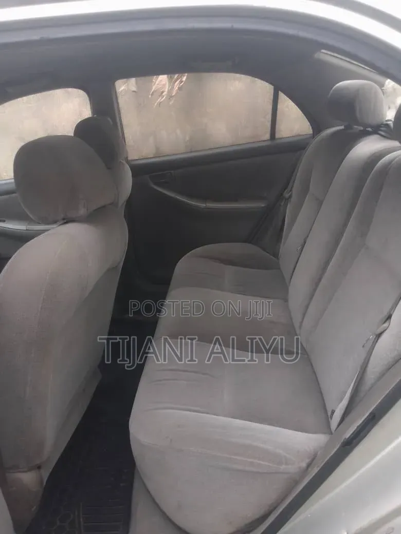 Toyota Corolla 2003 Silver
