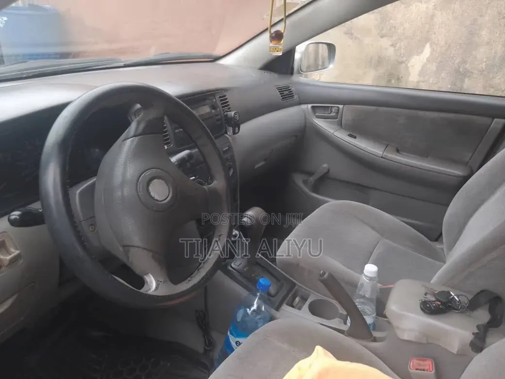 Toyota Corolla 2003 Silver