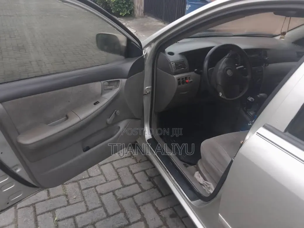 Toyota Corolla 2003 Silver