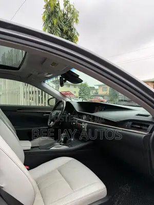 Lexus ES 250 2016 Gray