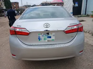 Toyota Corolla 2015 Silver
