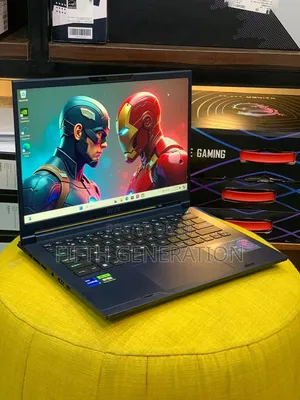 Laptop MSI Stealth 14 Studio A13VF 32GB Intel Core i7 SSD 1T