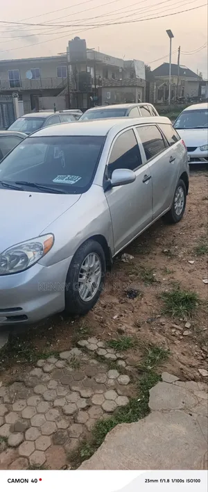 Toyota Matrix 2004 Silver