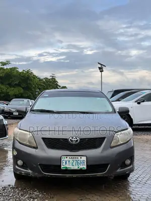 Toyota Corolla 2009 Gray