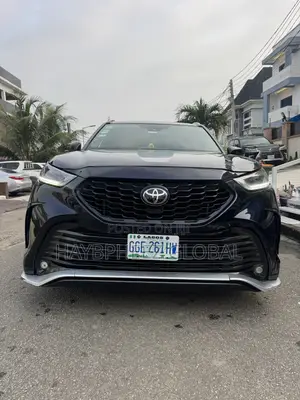 Toyota Highlander L 2021 Blue