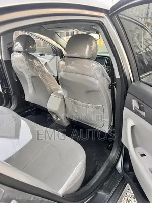 Hyundai Sonata SE 2018 Gray