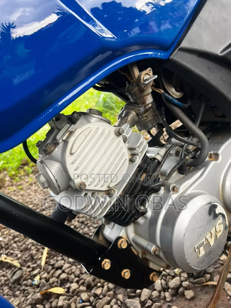 TVS HLX Plus ES 2024 Blue