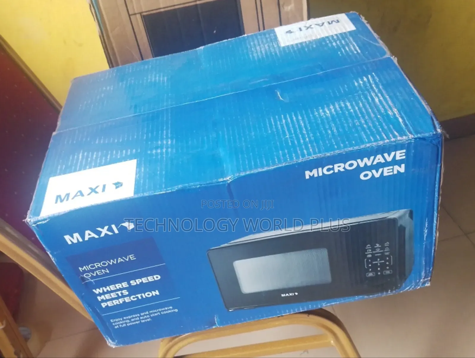 Maxi Digital Microwave 20L, (700W) With Oven